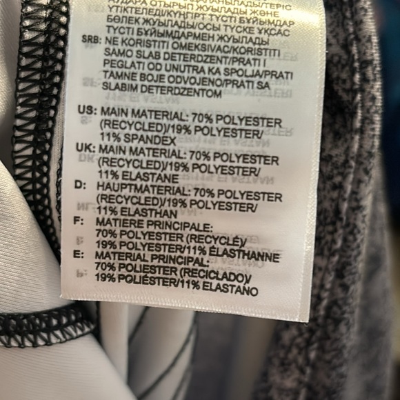 Adidas Aeroready graph leggings size small - Picture 6 of 6